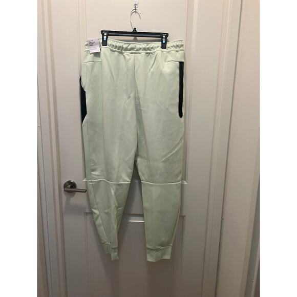 Brand New Nike Tech Pants- Lime Green and Black- Men’s XXL - Picture 3 of 10